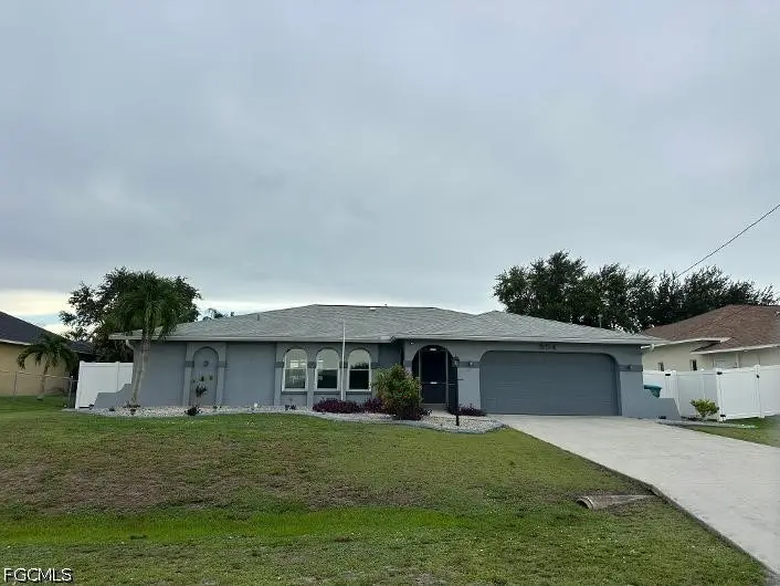304 NE 19th Terrace, Cape Coral, FL 33909 - #1