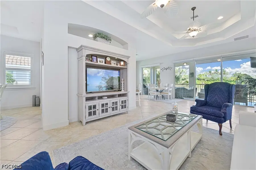 10251 Glastonbury Circle #201, Fort Myers, FL 33913 - #3