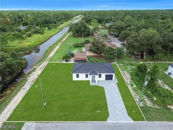 1800 Hibiscus Avenue, Lehigh Acres, FL 33972