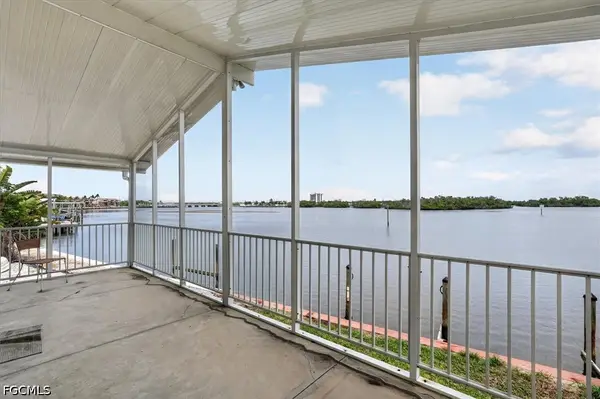 43 Emily Lane, Fort Myers Beach, FL 33931