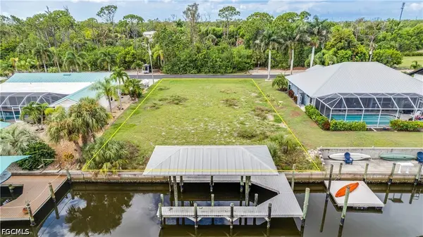 3606 Pinetree Drive, St James City, FL 33956