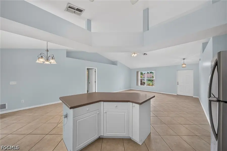 1709 SW 15th Place, Cape Coral, FL 33991 - #3