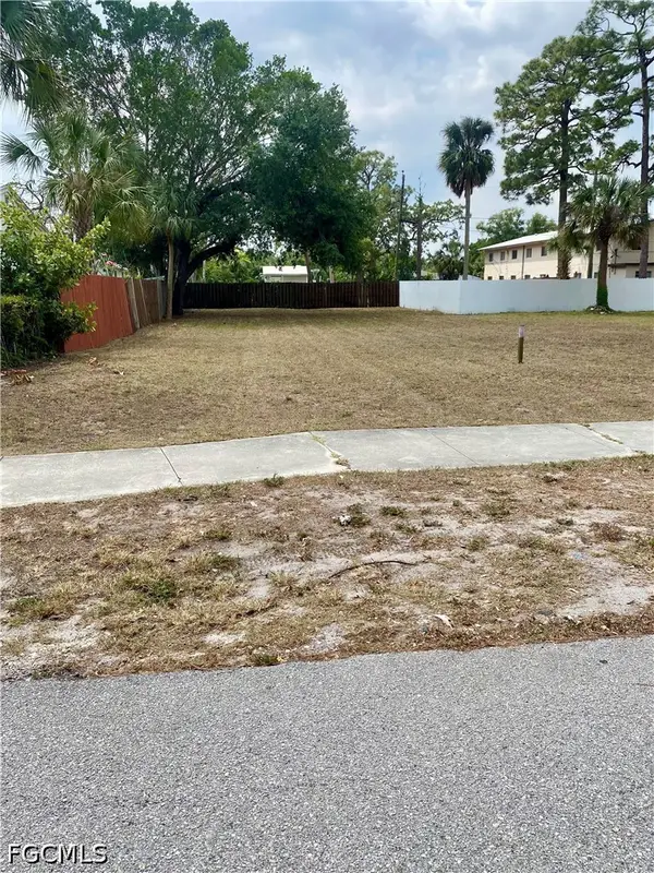 2318 Katherine Street, Fort Myers, FL 33901