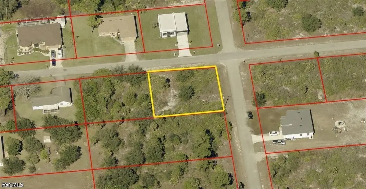 906 E 9th Street, Lehigh Acres, FL 33972 - #1