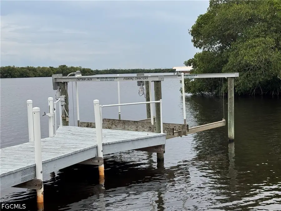 324 Shoreland Drive, Fort Myers, FL 33905 - #2