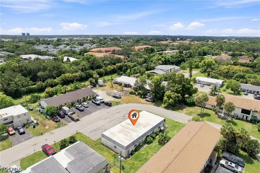 6636-6640 Warwick Circle, Fort Myers, FL 33919 - #3