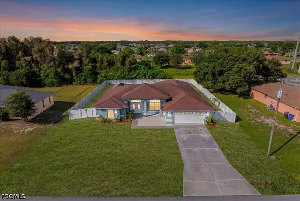 775 Arundel Circle, Fort Myers, FL 33913
