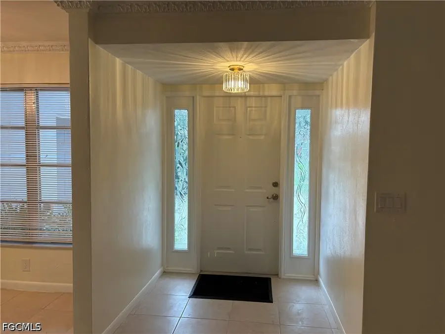 5661 Eichen Circle E, Fort Myers, FL 33919 - #3
