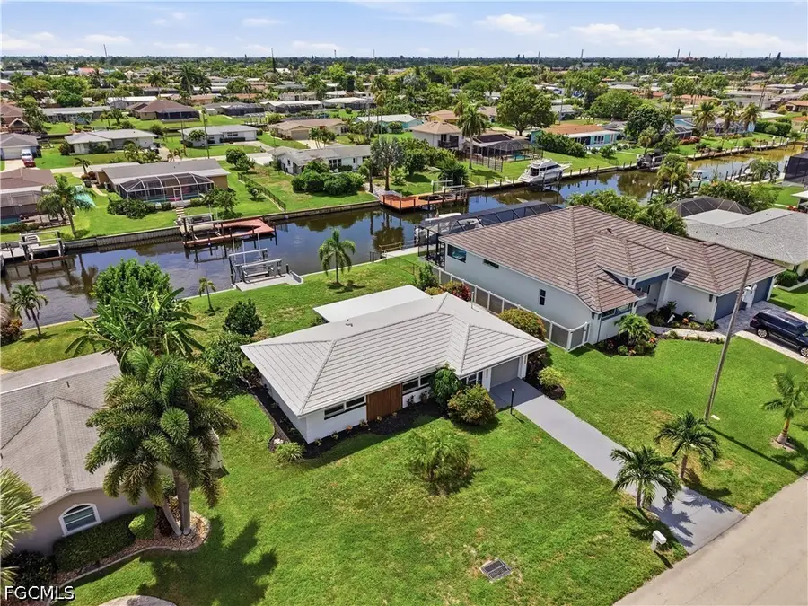 3106 SE 18th Place, Cape Coral, FL 33904 - #3