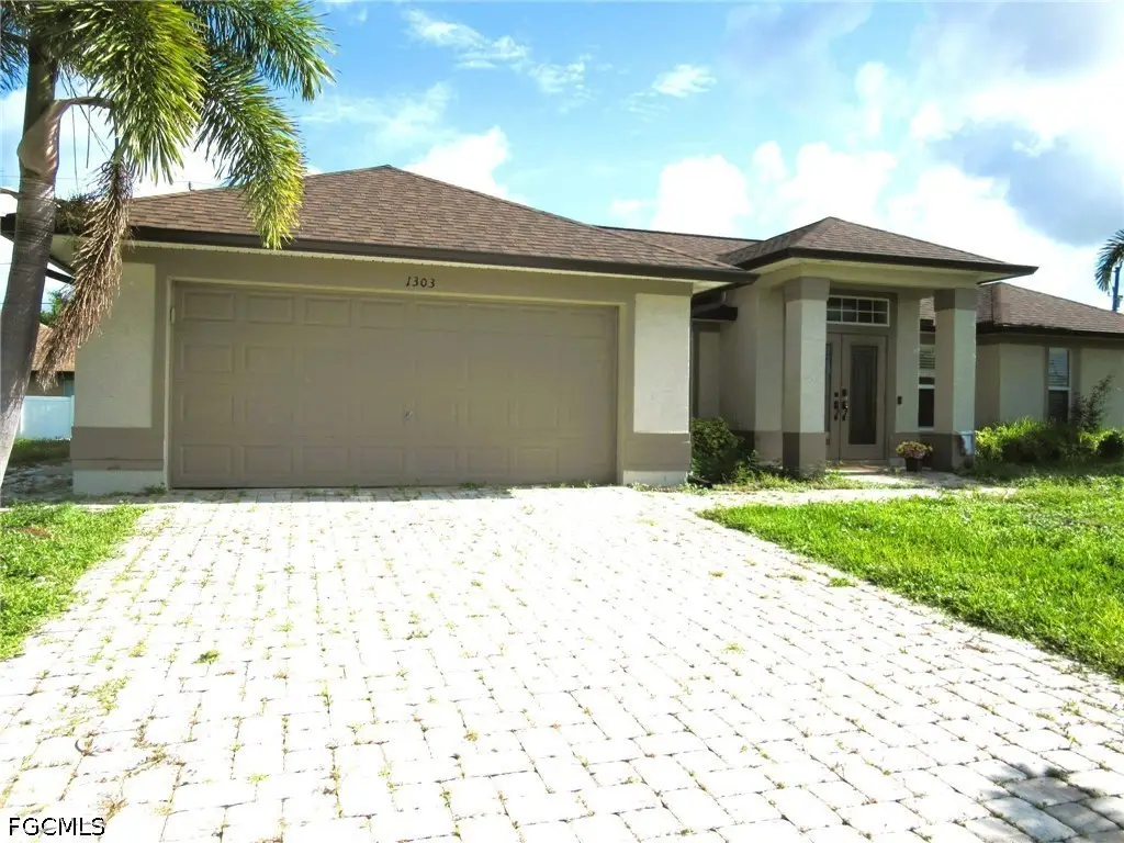 1303 SW 34th Street, Cape Coral, FL 33914 - #1
