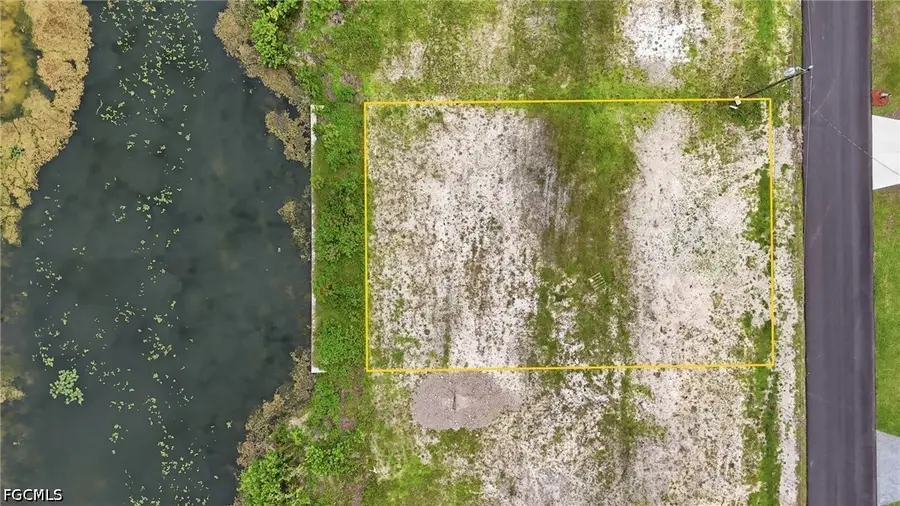 1008 NE 1st Place, Cape Coral, FL 33909 - #3