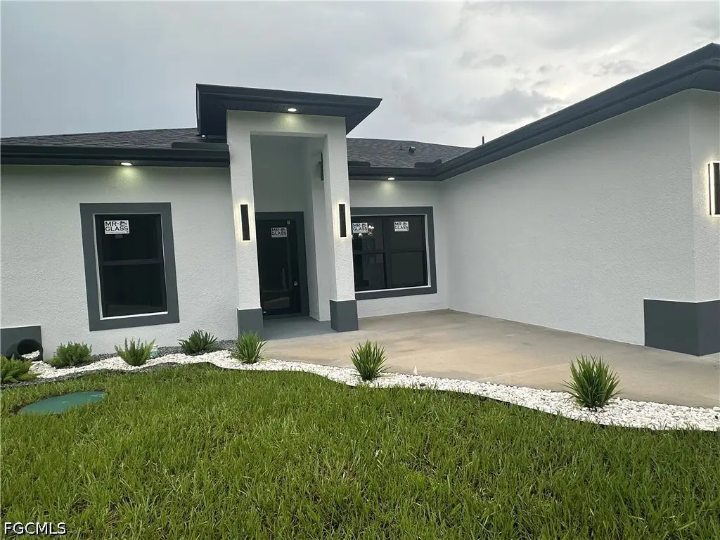 1001 W 17th Street, Lehigh Acres, FL 33972 - #1