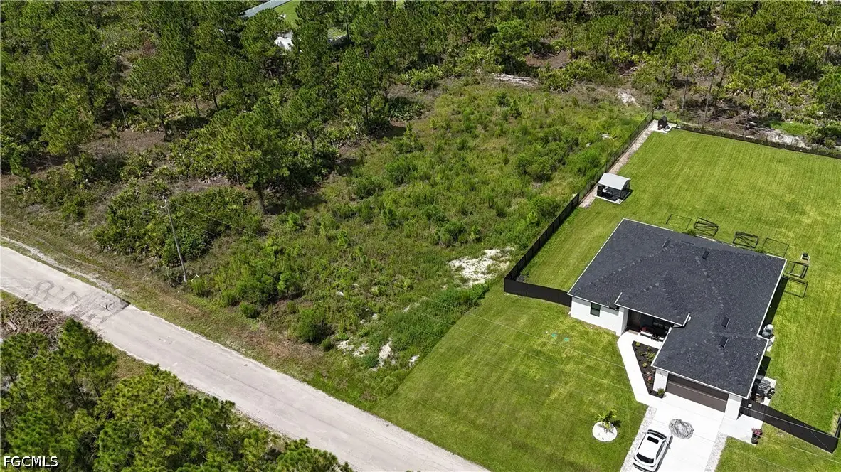 911 Oak Avenue, Lehigh Acres, FL 33972 - #1