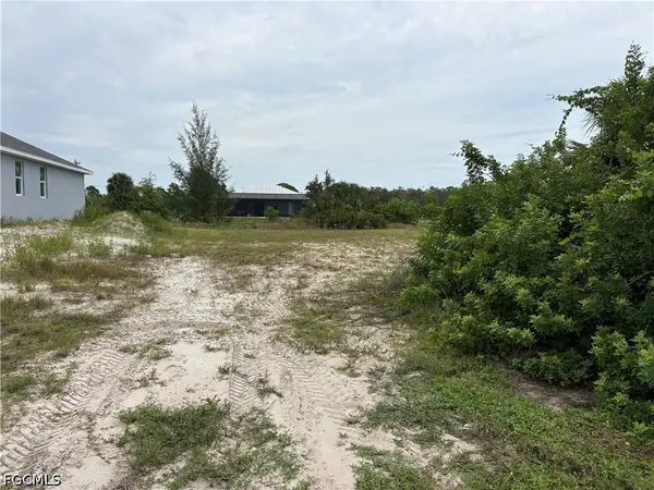 2725 NW 41st Avenue, Cape Coral, FL 33993