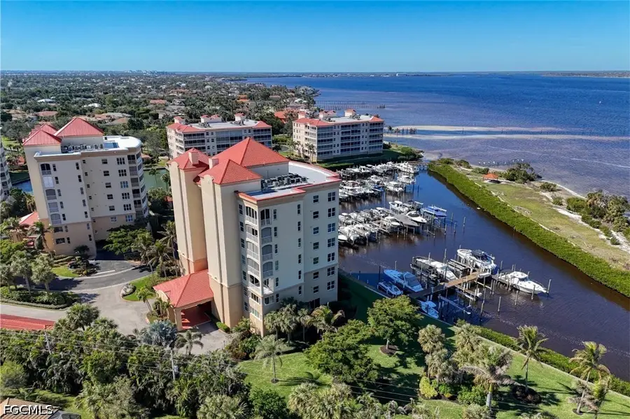 15100 Harbour Isle Drive #701, Fort Myers, FL 33908 - #3
