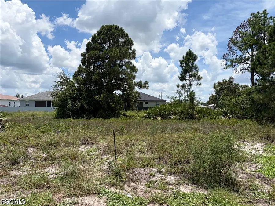 3209 2nd Street Sw, Lehigh Acres, FL 33976 - #3