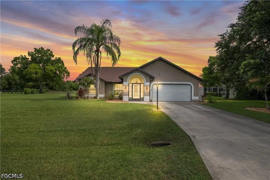538 Whispering Wind Bend, Lehigh Acres, FL 33974 - #2