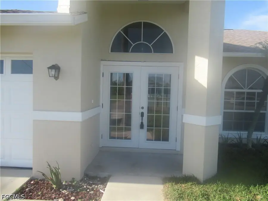 1622 NE 33rd Terrace, Cape Coral, FL 33909 - #2