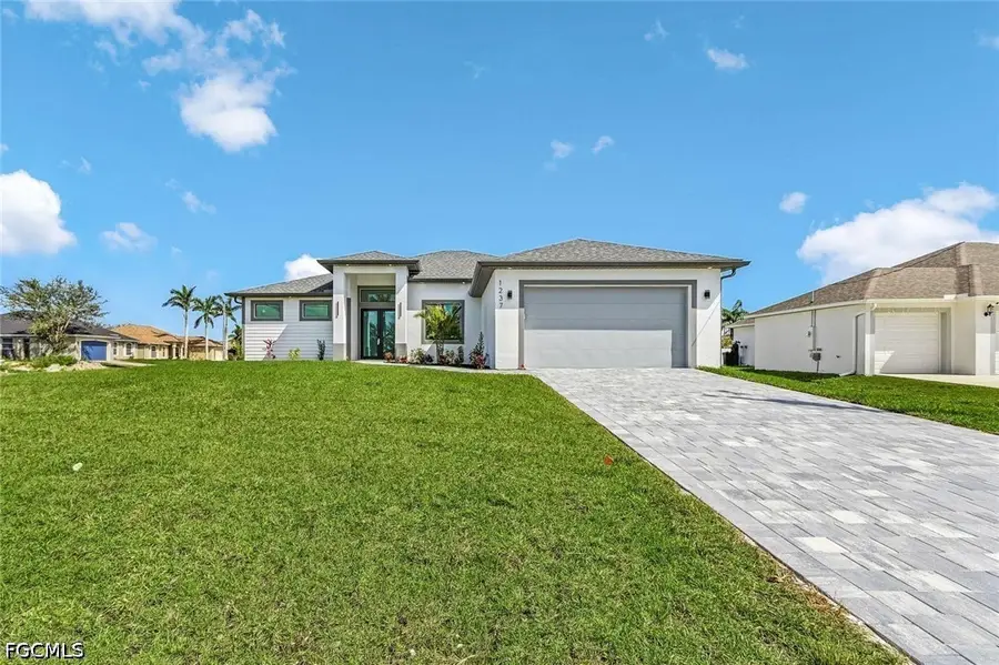 121 Gleason Parkway, Cape Coral, FL 33914 - #2