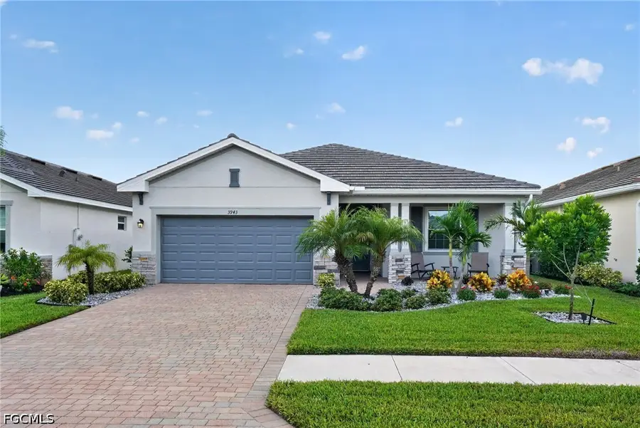 3943 E Hampton Circle, Alva, FL 33920 - #2