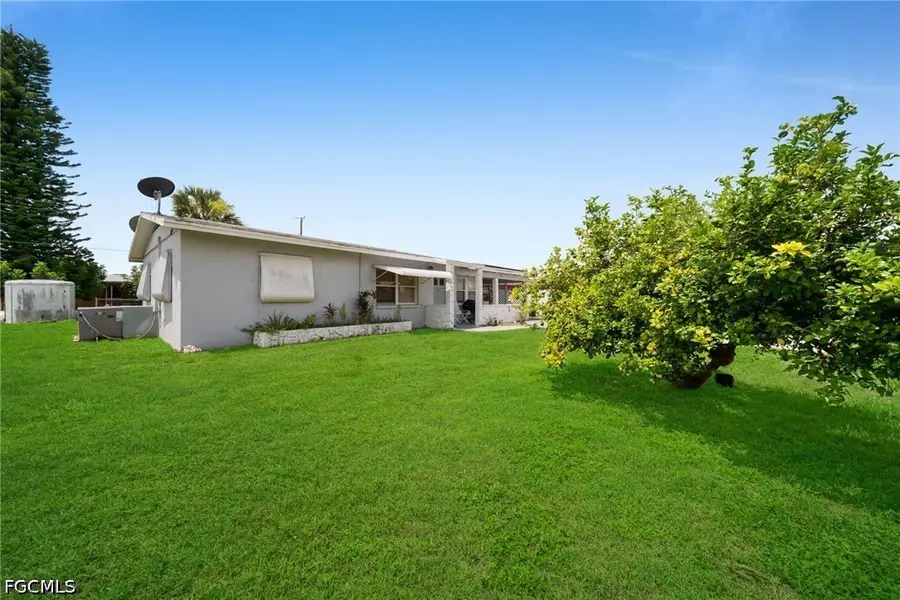 302 E Penn Road, Lehigh Acres, FL 33936 - #3