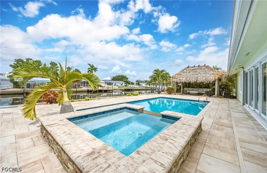 16 Sunview Boulevard, Fort Myers Beach, FL 33931 - #3