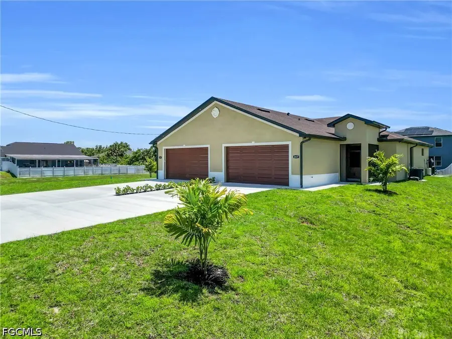 2625/2627 Sunniland Boulevard, Lehigh Acres, FL 33971 - #3