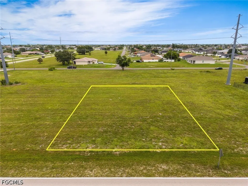 711 El Dorado Boulevard N, Cape Coral, FL 33993 - #1