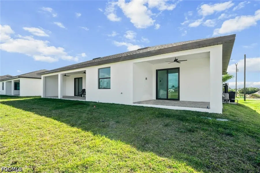 317 NE 15th Terrace, Cape Coral, FL 33909 - #3