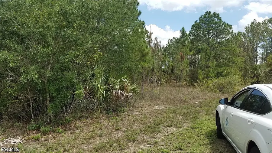 933 Memphis Avenue, Lehigh Acres, FL 33974 - #3