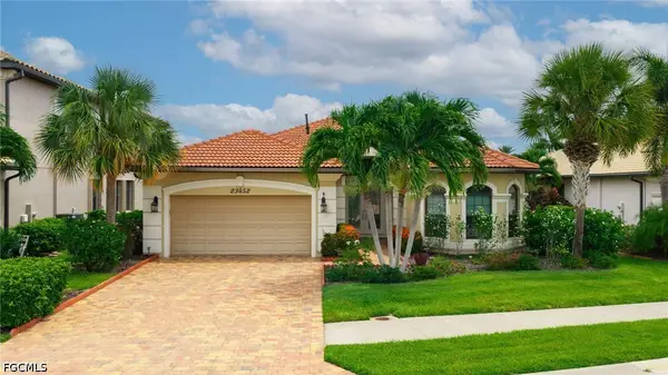 23452 Sanabria Loop, Bonita Springs, FL 34135