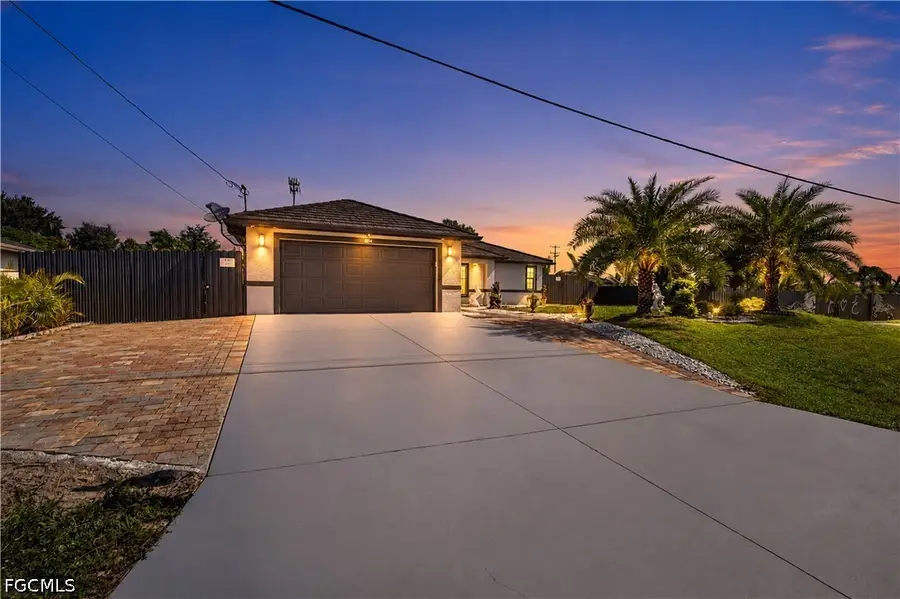 3104 17th Street Sw, Lehigh Acres, FL 33976 - #3