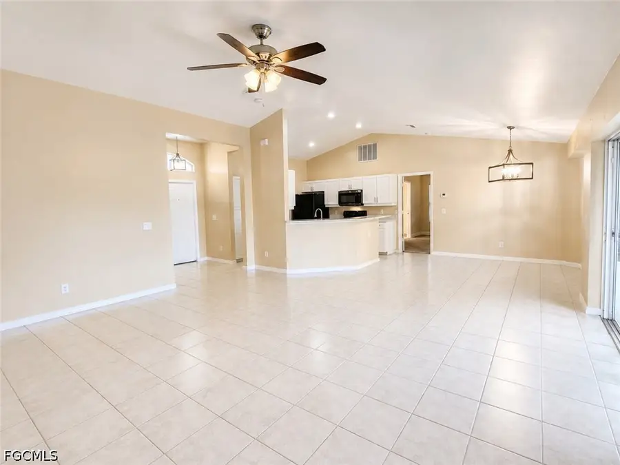 306 SE 8th Place, Cape Coral, FL 33990 - #3