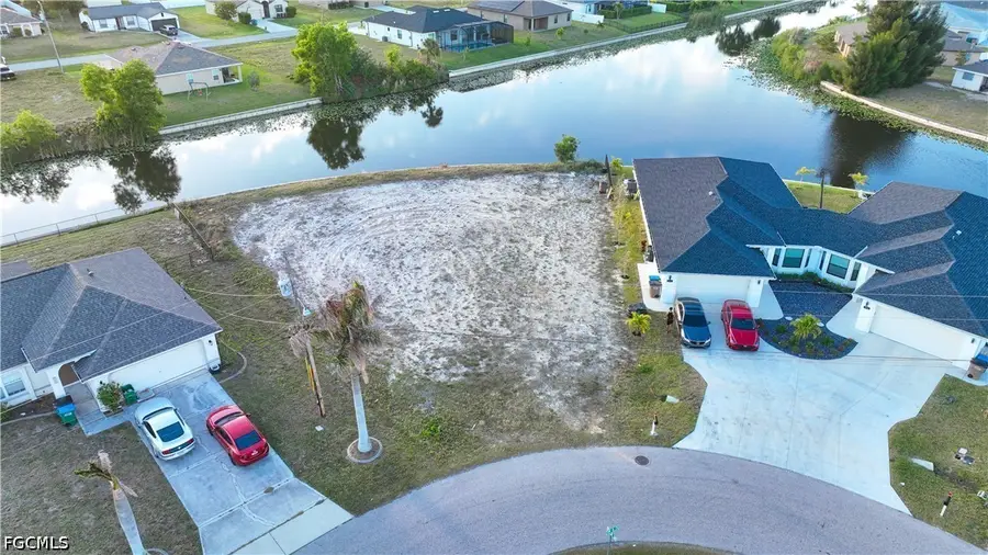 817 SW 8th Street, Cape Coral, FL 33991 - #3