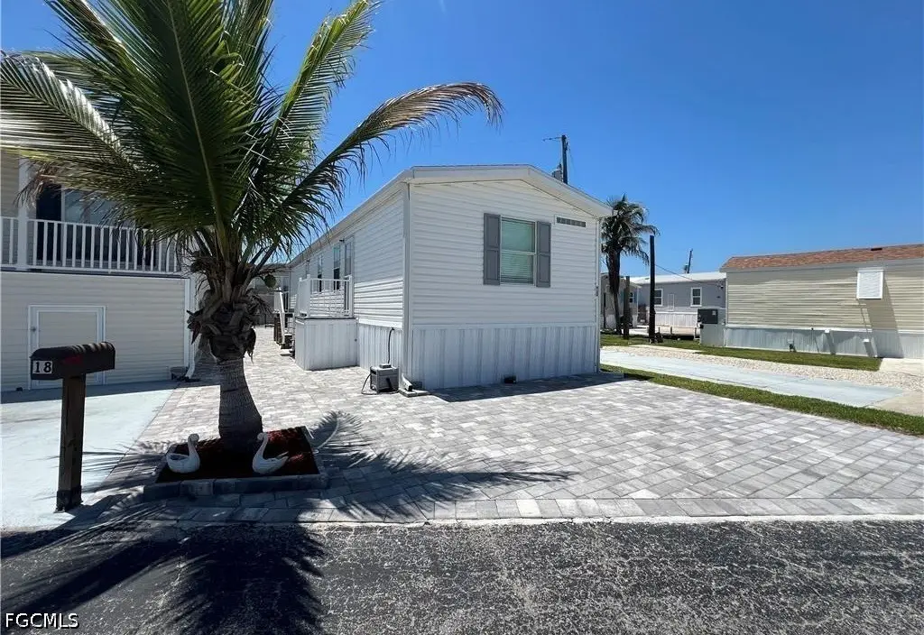 19 Helen Lane, Fort Myers Beach, FL 33931 - #1