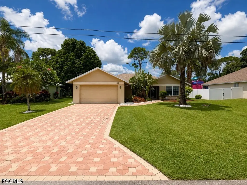 922 SE 1st Place, Cape Coral, FL 33990 - #1
