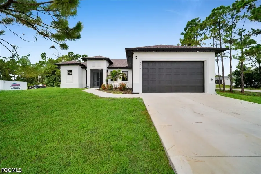 2902 Villa Avenue S, Lehigh Acres, FL 33976 - #3