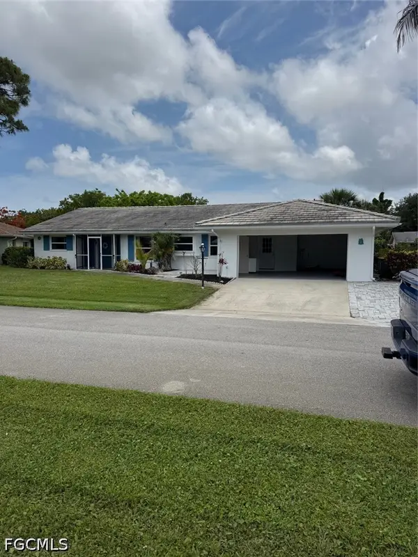 30 Maui Circle #30, Naples, FL 34112