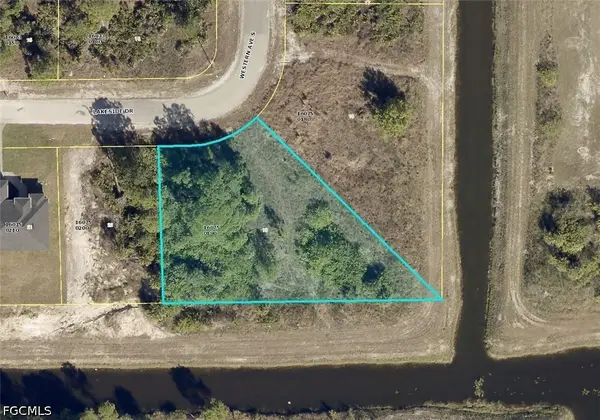 1032 Lakeside Drive, Lehigh Acres, FL 33974