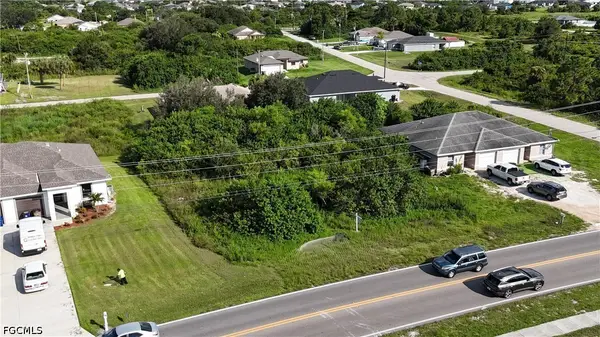 550/548 Alabama Road S, Lehigh Acres, FL 33974