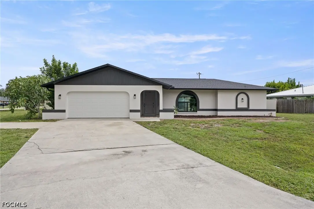 812 SE 34th Street, Cape Coral, FL 33904 - #1
