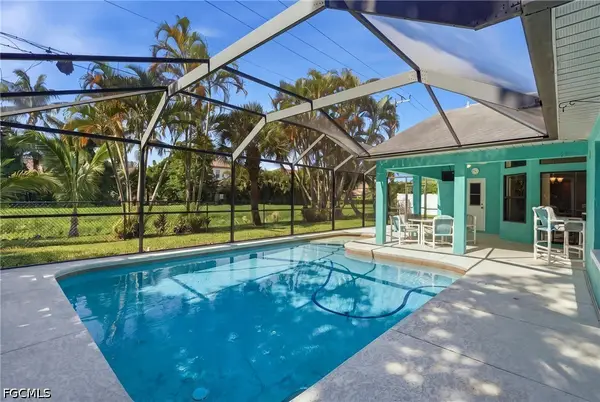 1470 Winkler Avenue, Fort Myers, FL 33919