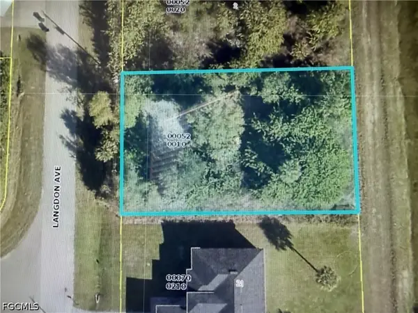 6034 Langdon Avenue, Fort Myers, FL 33905