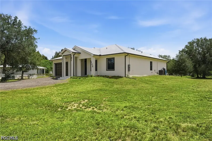 745 N Estribo Street, Clewiston, FL 33440 - #3