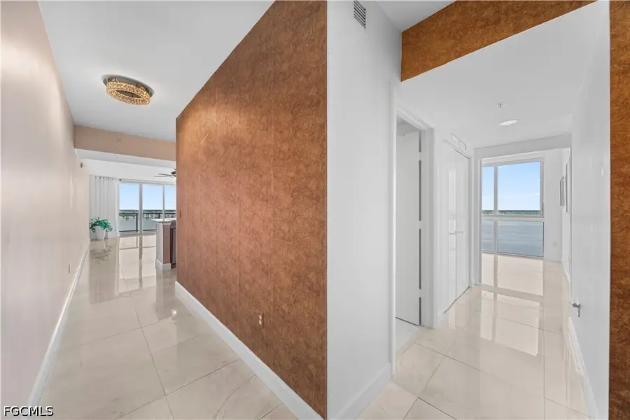 3000 Oasis Grand Boulevard #1407, Fort Myers, FL 33916 - #3