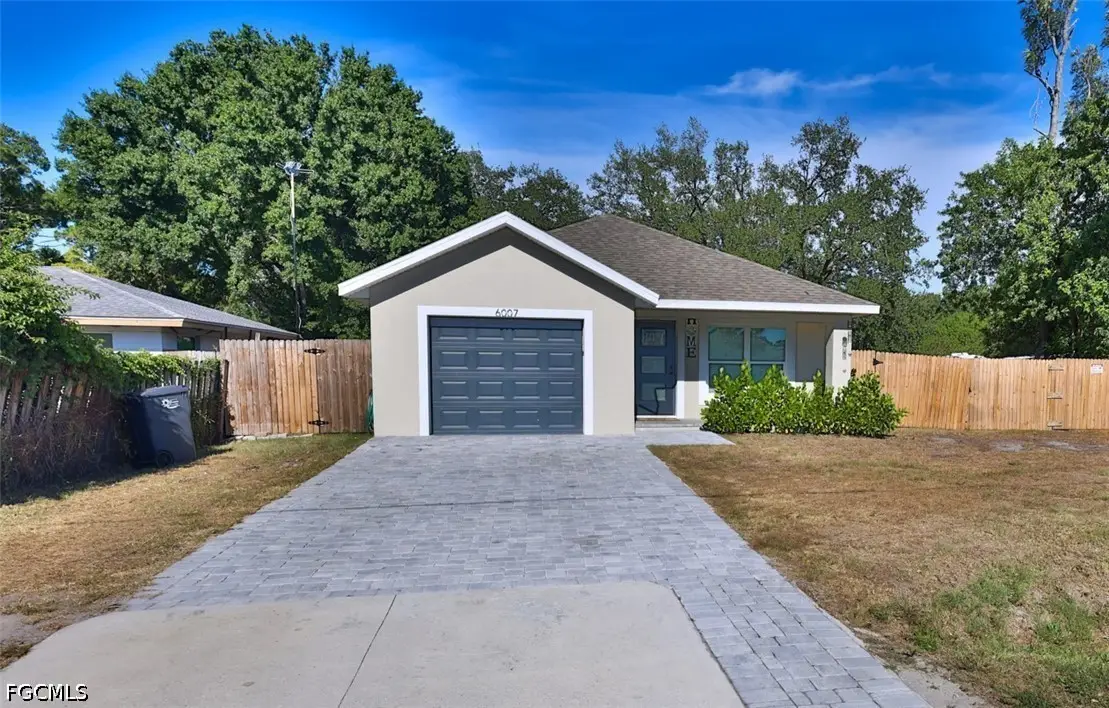 6007 12th Street E, Bradenton, FL 34203 - #1