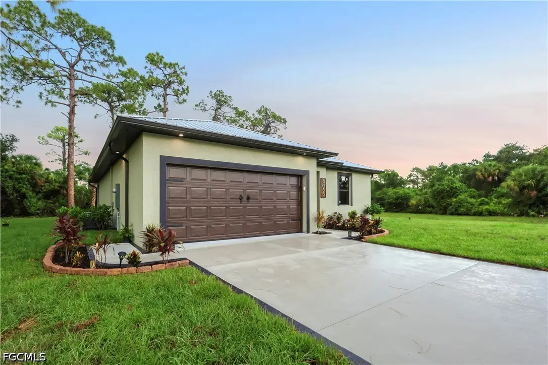 5033 Pinetree Circle, Labelle, FL 33935 - #1