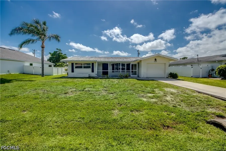 3609 SE 2nd Avenue, Cape Coral, FL 33904 - #2