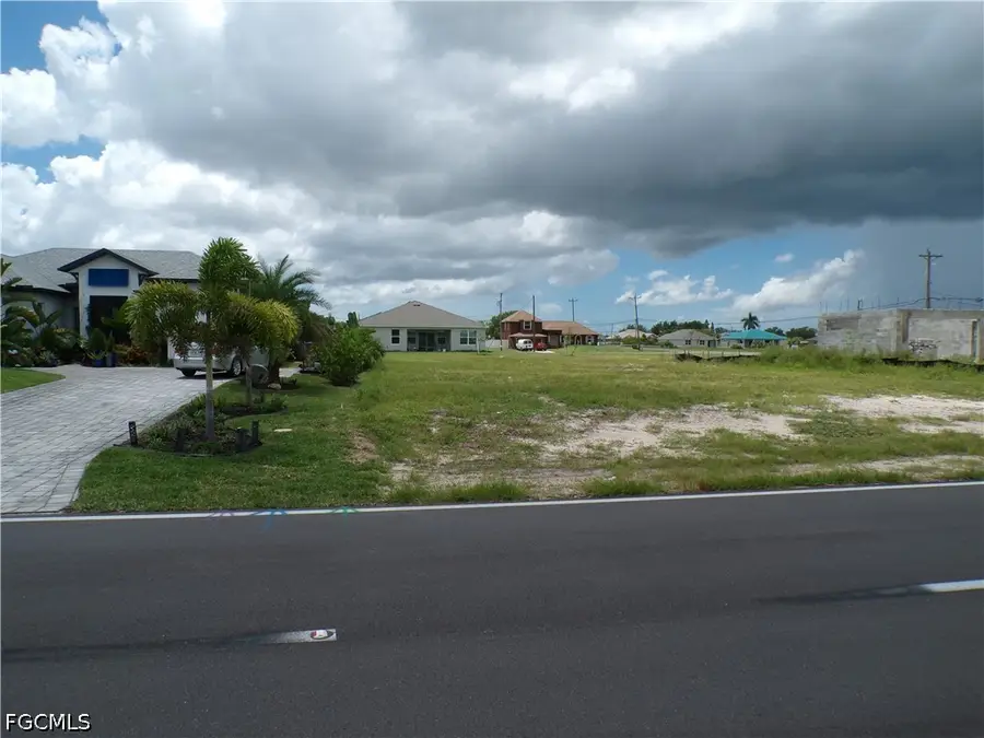 420 Diplomat Parkway E, Cape Coral, FL 33909 - #2