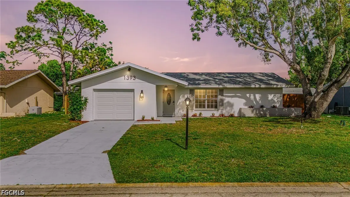 1393 White Cedar Lane, North Fort Myers, FL 33917 - #1